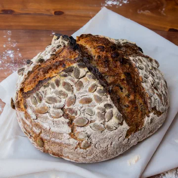 Zuurdesembrood uit de pan